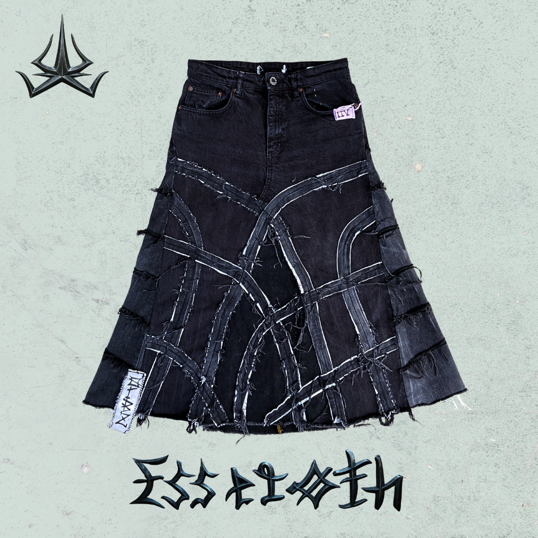 ØRBZ SKIRT - SPINEWRAITH